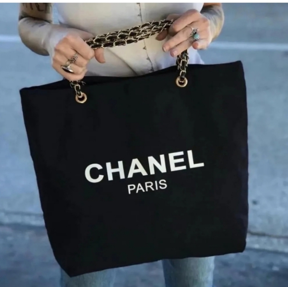 CHANEL Black Bag with Gold Chain